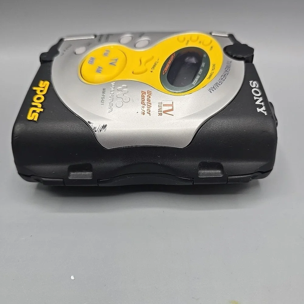 Sony Yellow Black Silver Portable Cassette Player TV/FM/AM Sports